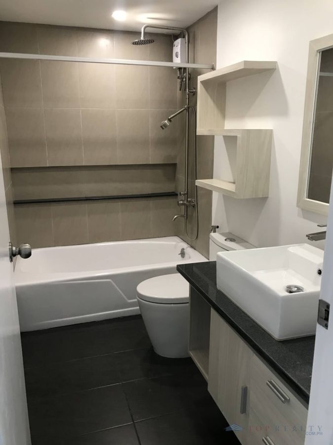 The Makati Tuscany Three Bedroom 3BR Condo Unit for Rent in Makati City05