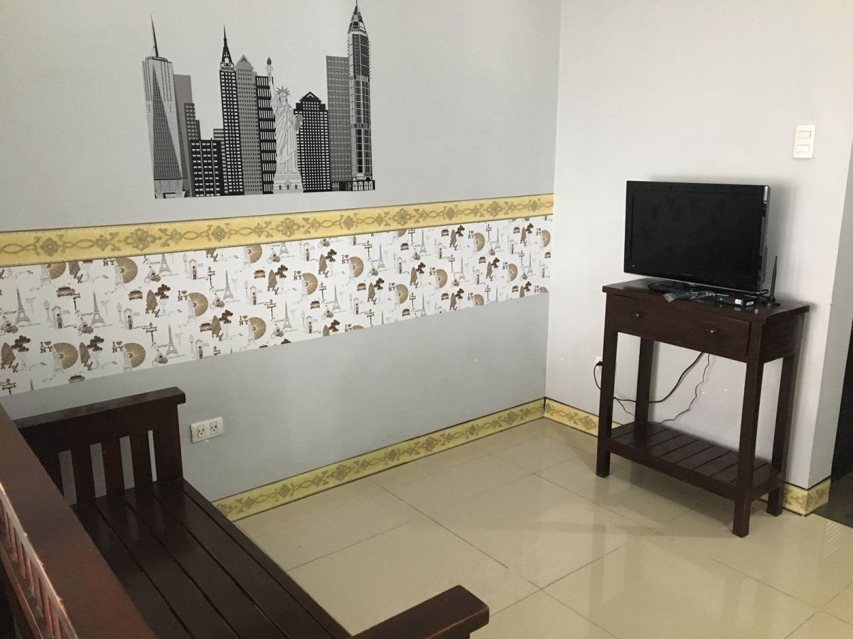 22p Tower 2 Manhattan parkway Cubao for rent08