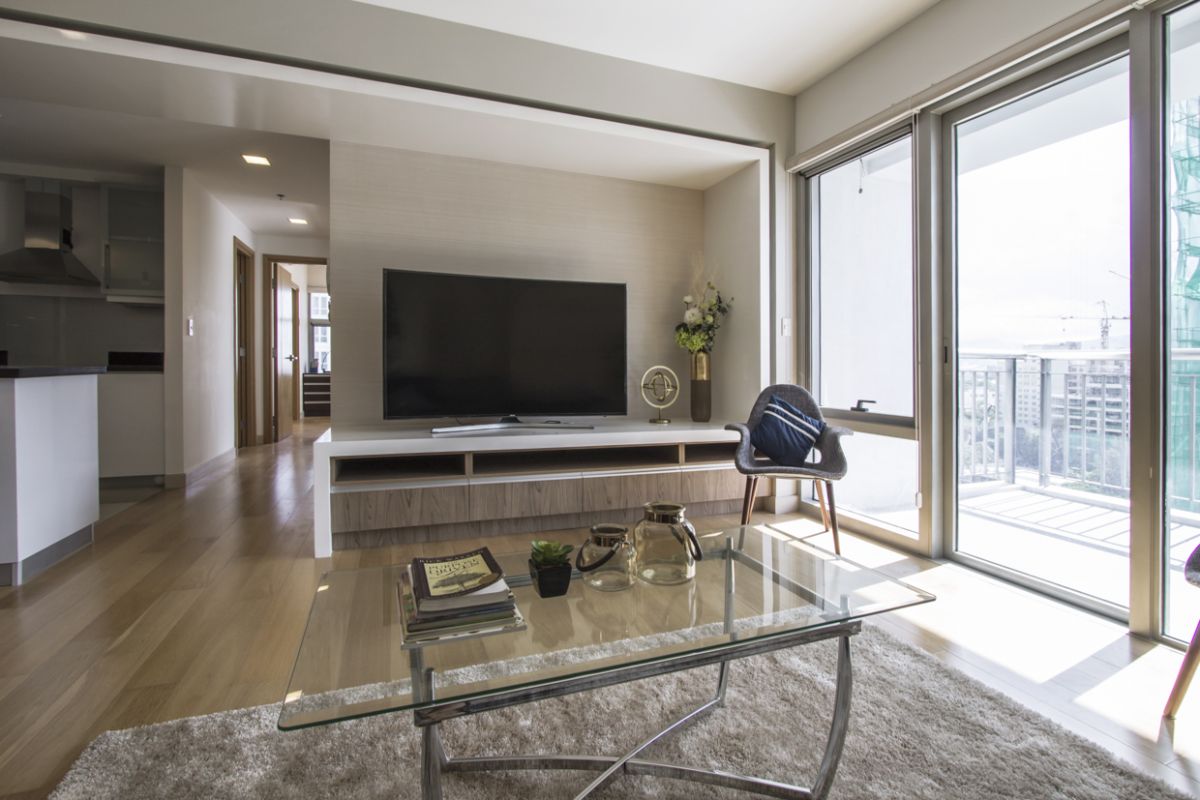 Modern 2 Bedroom Condo for Rent in Park Point Residences02