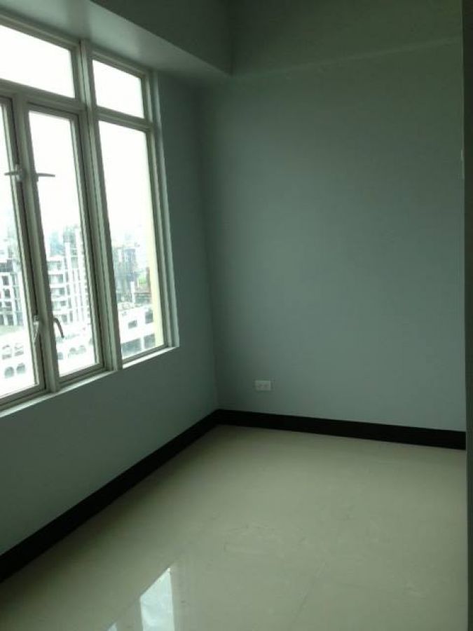 For Rent Studio Unfurnished Condo in Stamford Residences McKinley Hill Taguig05