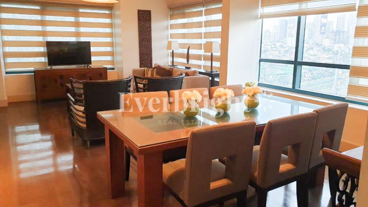 Rare Spacious Corner 2BR for Rent in Edades Tower08