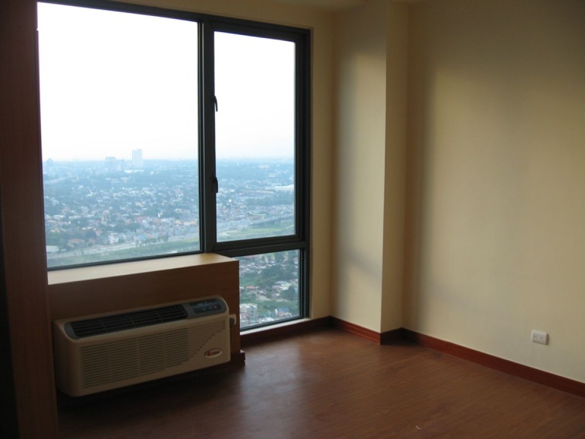 Unfurnished 57sqm 1-bedroom with 1 toilet and bathroom05