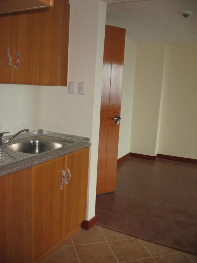 Unfurnished 57sqm 1-bedroom with 1 toilet and bathroom07