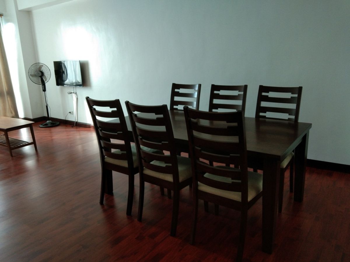 Fully furnished two-bedroom Condo for Rent in Eastwood Parkview03