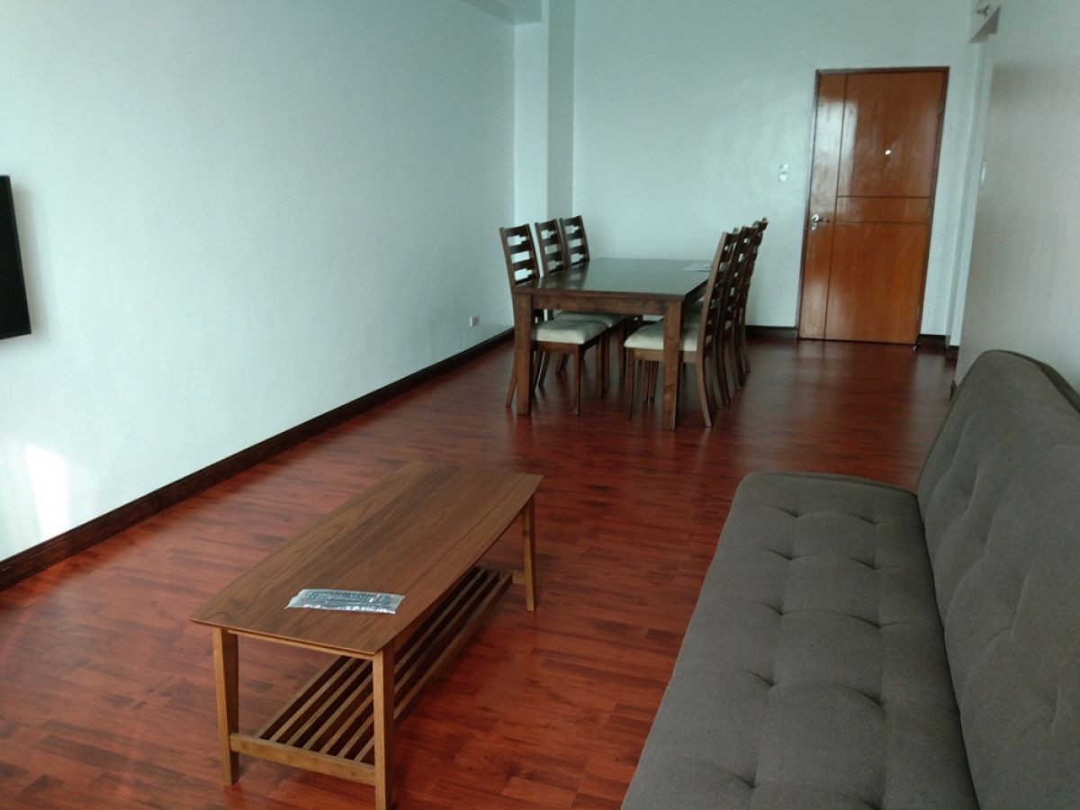 Fully furnished two-bedroom Condo for Rent in Eastwood Parkview06