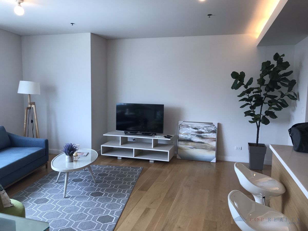 One Bedroom 1BR Condo Unit For Rent in Park Terraces Arnaiz Avenue Makati City08