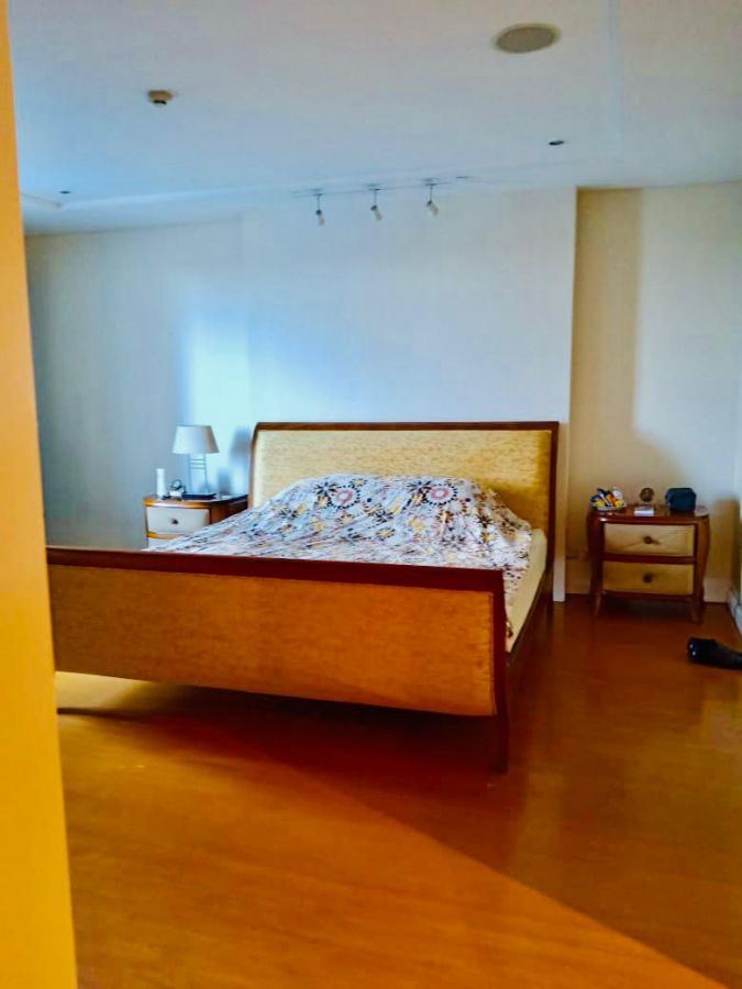 "Fully Furnished 3BR Unit for Rent in Pacific Plaza Towers, BGC, Taguig"08