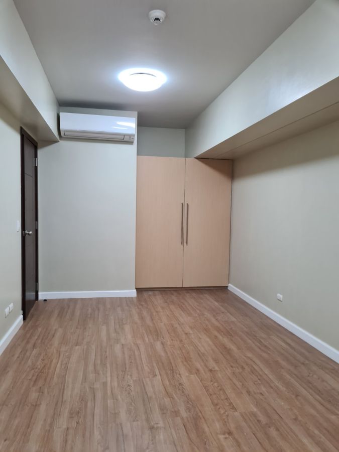 "Escala Salcedo, Salcedo Village, Makati, 105 sqm, 2 bedroom, with balcony"09