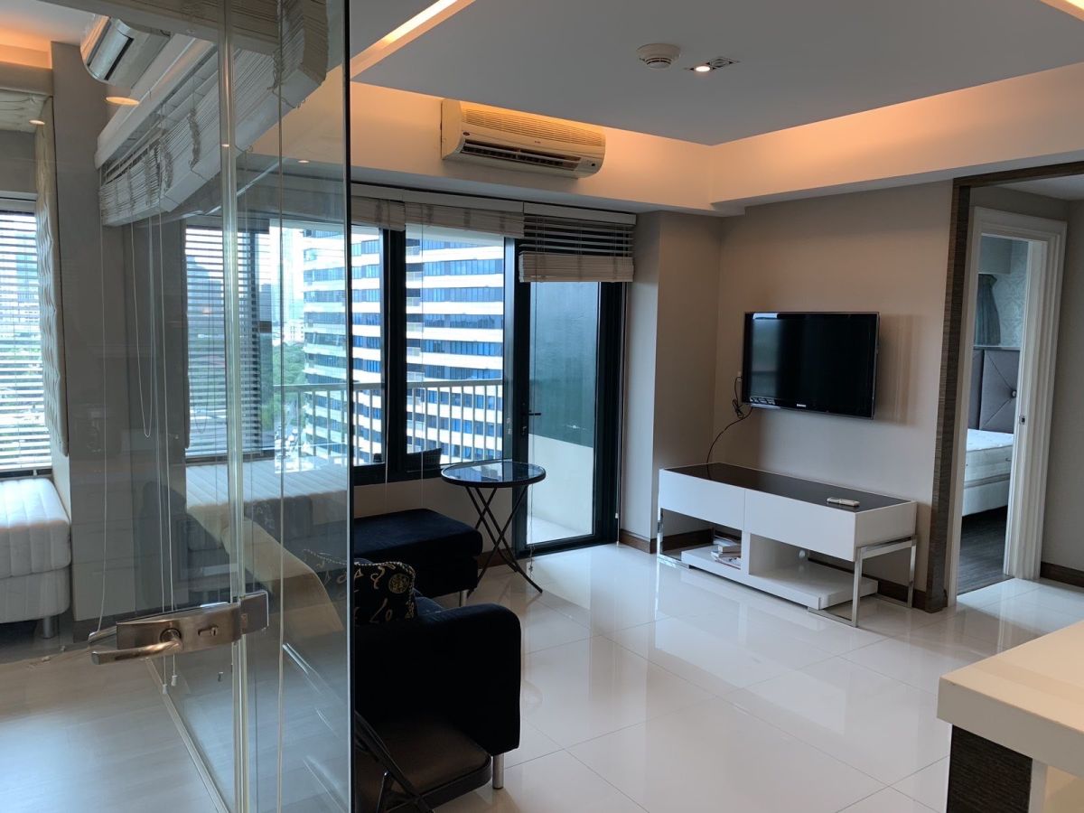 Two Bedroom Fully Furnished unit at One Rockwell For Rent02