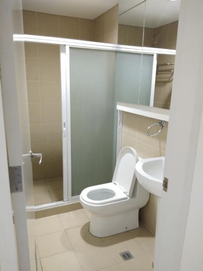 "1 Bedroom Condominium Unit for Lease at The Infinity, BGC"06