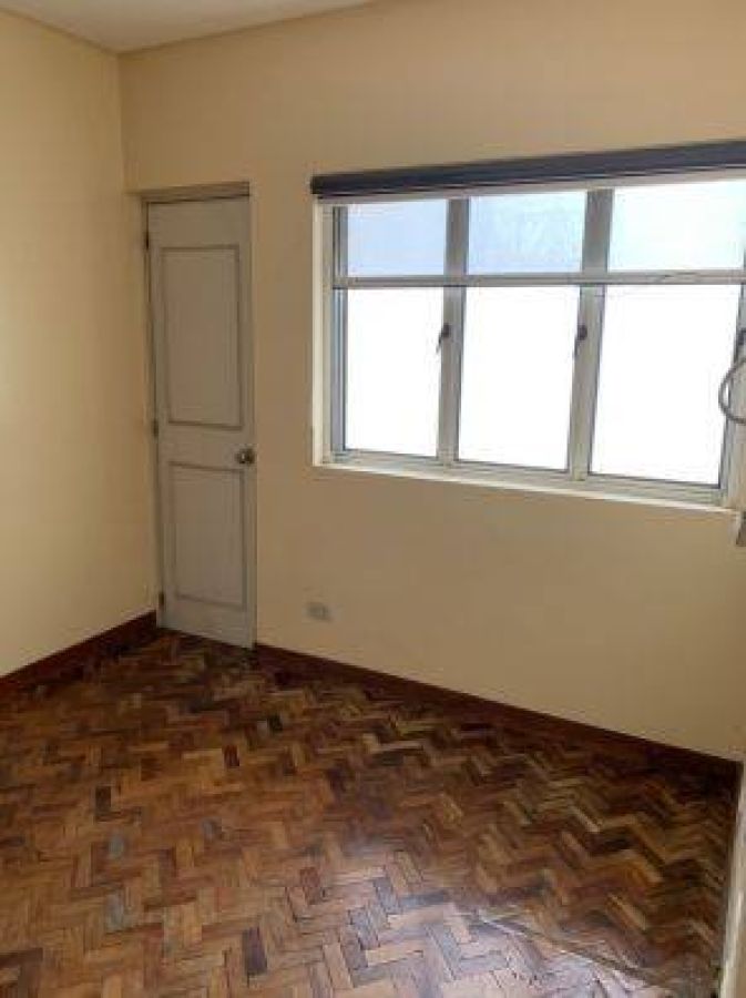 "Cozy 3 Bedrooms, SemiFurnished at Concorde for Lease"10