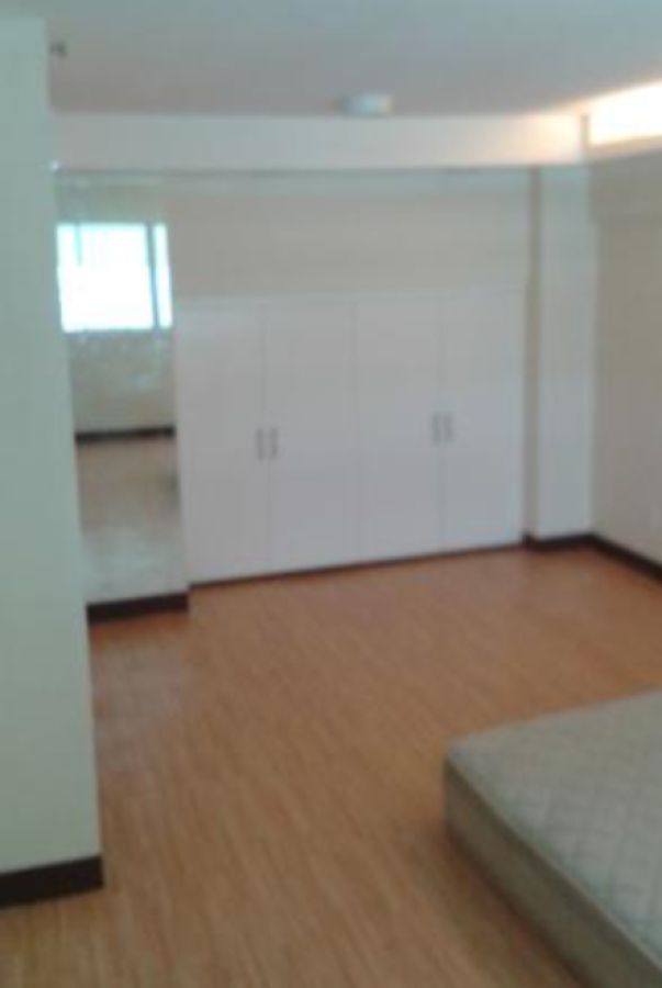 Nice 2-bedroom Loft-type condo unit for rent at crown regency jones avenue cebu05
