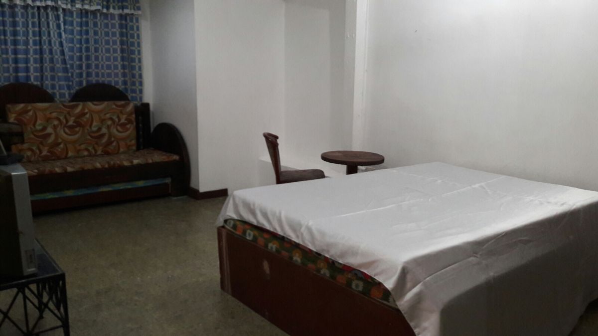 A Two-Bedroom Pad for Rent06