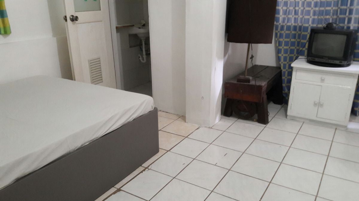 A Two-Bedroom Pad for Rent07