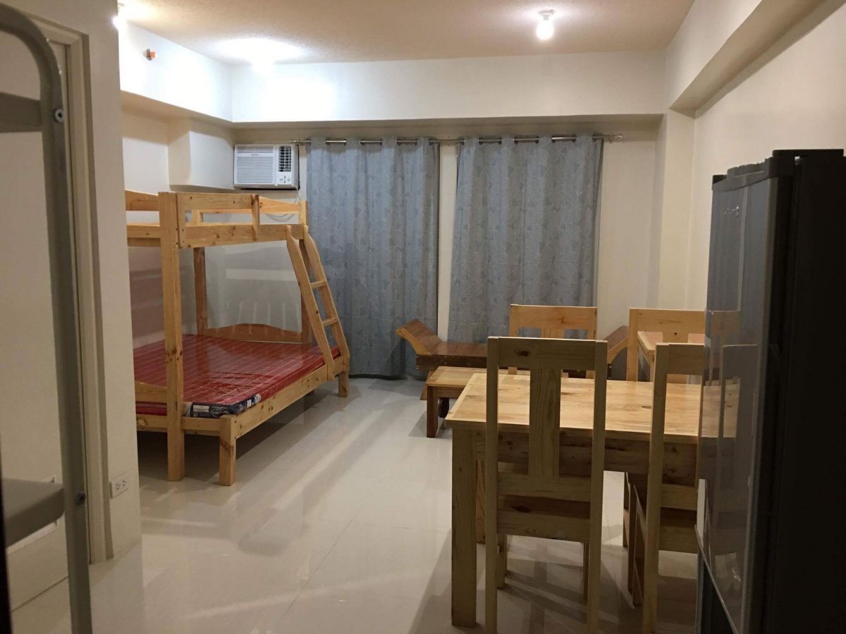 For rent semi-furnished condo unit in Ilustrata Residences04
