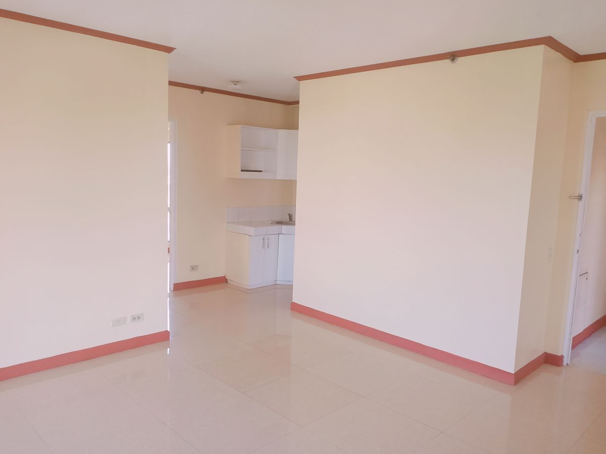 Condo for Rent in Avida Towers Sucat Paranaque - 2BR - Bare02