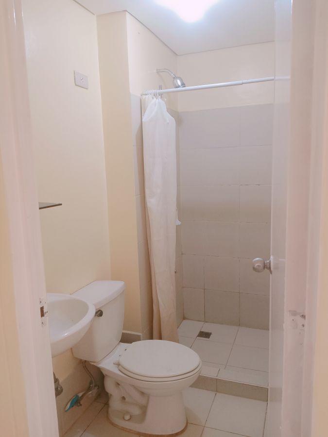 Condo for Rent in Avida Towers Sucat Paranaque - 2BR - Bare04