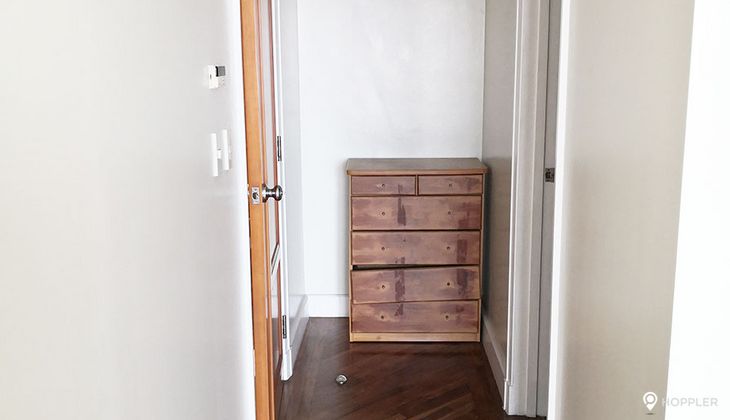 "1BR Condo for Rent in Amorsolo West, Rockwell Center, Makati"08