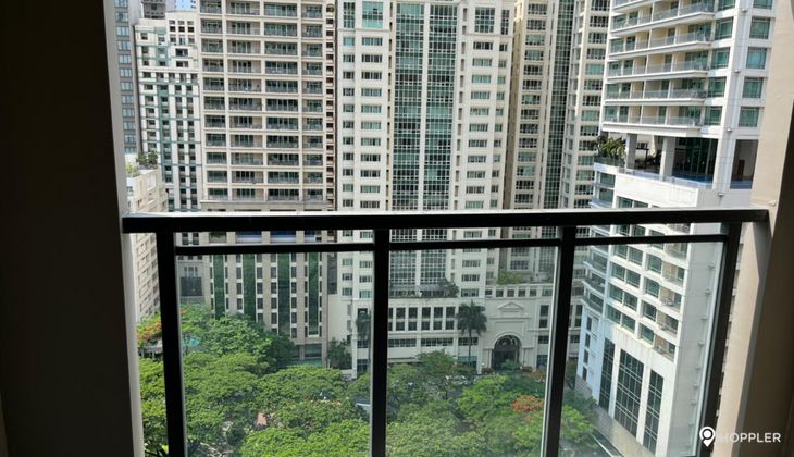 "2BR Condo for Rent in Escala Salcedo, Salcedo Village, Makati"04