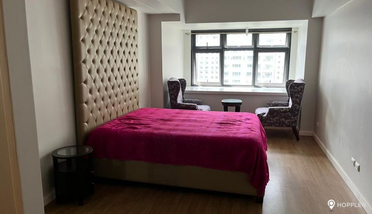 "2BR Condo for Rent in Escala Salcedo, Salcedo Village, Makati"05