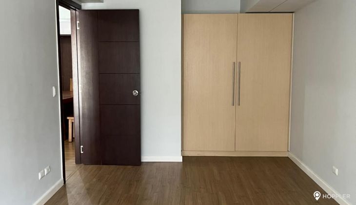 "2BR Condo for Rent in Escala Salcedo, Salcedo Village, Makati"06
