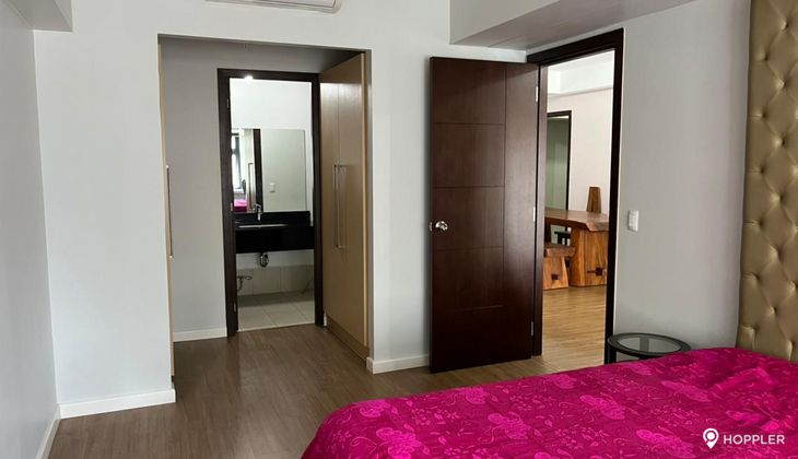 "2BR Condo for Rent in Escala Salcedo, Salcedo Village, Makati"08