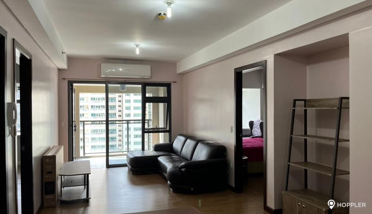 "2BR Condo for Rent in Escala Salcedo, Salcedo Village, Makati"10