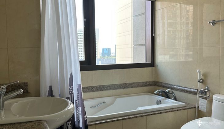 "2BR Condo for Rent in The Shang Grand Tower, Legazpi Village, Makati"08