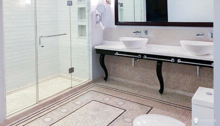 "2BR Condo for Rent in The Shang Grand Tower, Legazpi Village, Makati"02