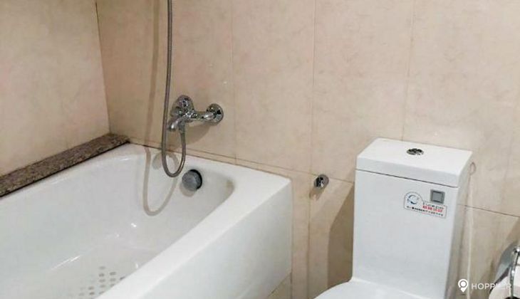"2BR Condo for Rent in The Shang Grand Tower, Legazpi Village, Makati"04