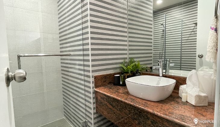 "2BR Condo for Rent in Bellagio I, BGC - Bonifacio Global City, Taguig"10