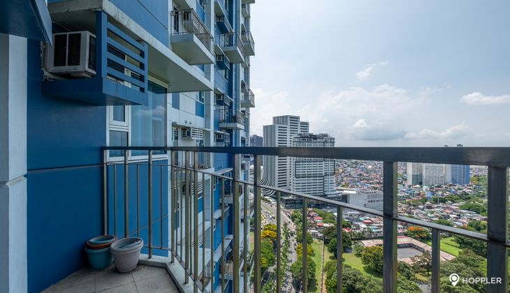 "1BR Condo for Rent in The Trion Towers, BGC - Bonifacio Global City, Taguig"08