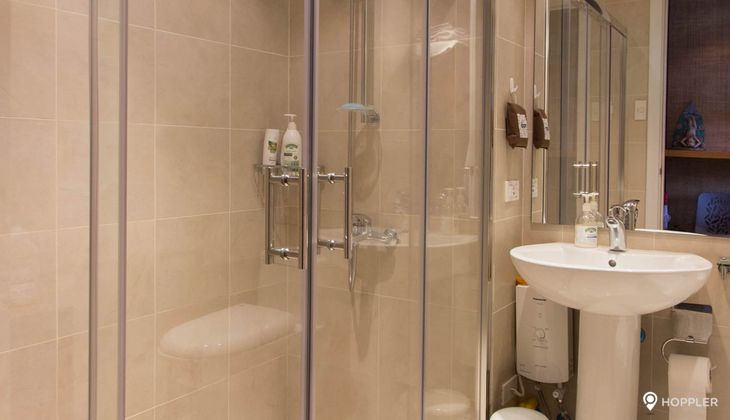 "Studio Condo for Rent in The Knightsbridge Residences, Poblacion, Makati"08