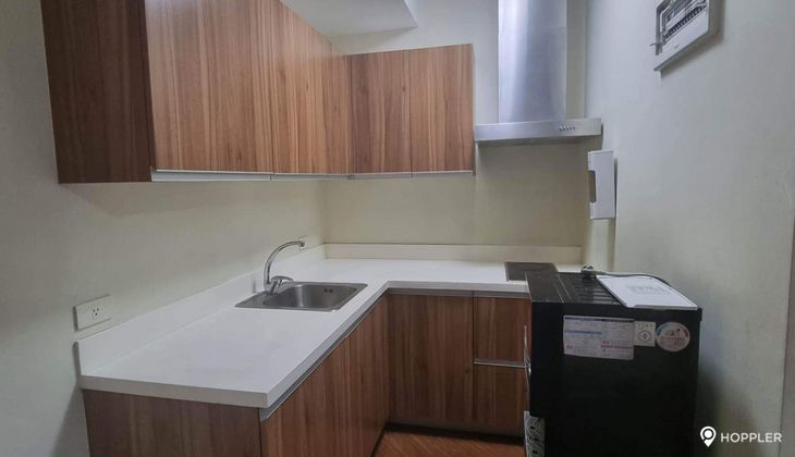 "2BR Condo for Rent in The Gramercy Residences, Poblacion, Makati"06