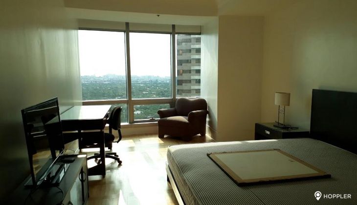 "2BR Condo for Rent in One McKinley Place, BGC - Bonifacio Global City, Taguig"09