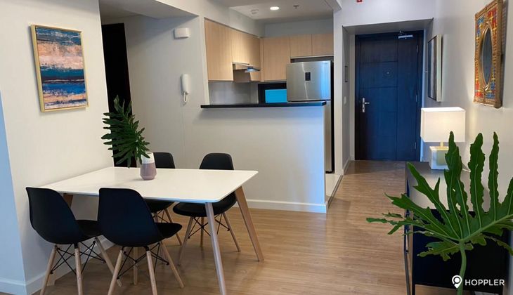 "2BR Condo for Rent in Solstice, Carmona, Makati"08