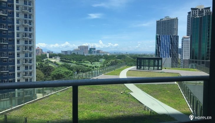 "2BR Condo for Rent in Arya Residences, BGC - Bonifacio Global City, Taguig"05