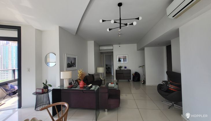 "2BR Condo for Rent in Arya Residences, BGC - Bonifacio Global City, Taguig"08