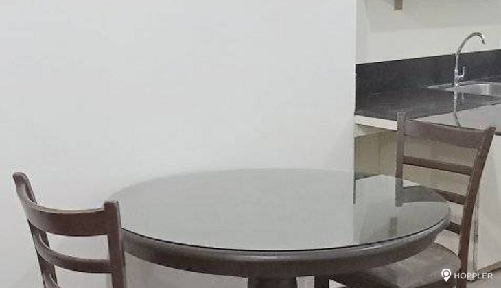 "1BR Condo for Rent in Westgate Plaza, Salcedo Village, Makati"03