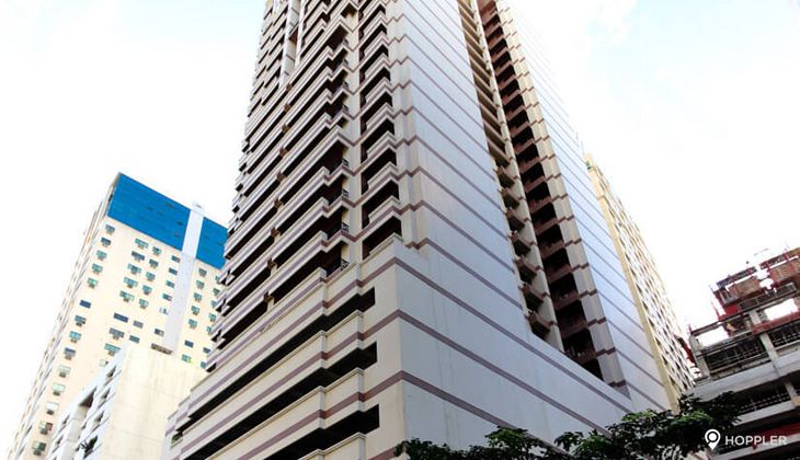 "1BR Condo for Rent in Westgate Plaza, Salcedo Village, Makati"08