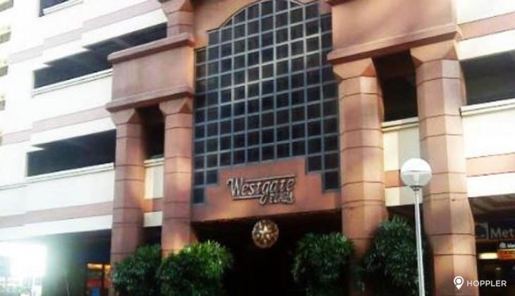 "1BR Condo for Rent in Westgate Plaza, Salcedo Village, Makati"09