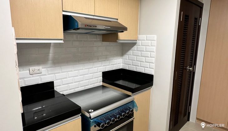 "1BR Condo for Rent in Escala Salcedo, Salcedo Village, Makati"04