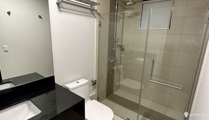 "1BR Condo for Rent in Escala Salcedo, Salcedo Village, Makati"05