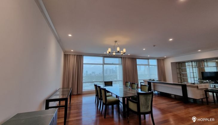 "3BR Condo for Rent in One Roxas Triangle, Urdaneta Village, Makati"04