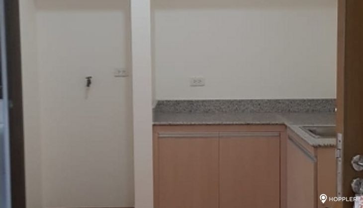 "1BR Condo for Rent in Palm Beach Villas, Bay City, Pasay"04