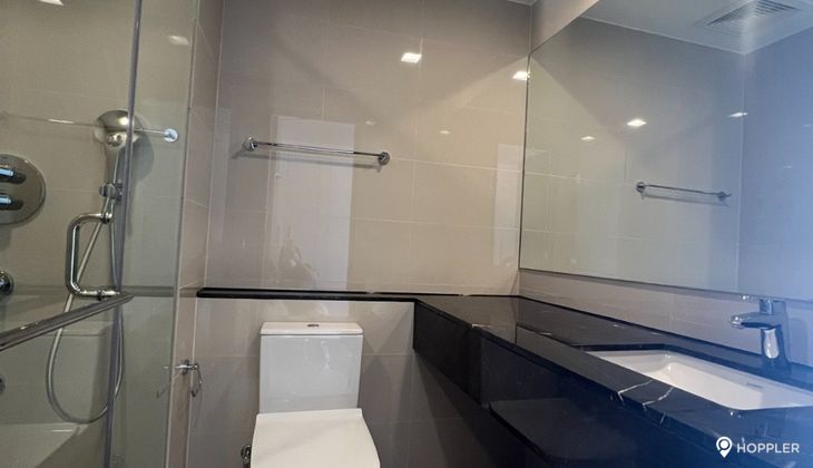 "2BR Condo for Rent in West Gallery Place, BGC - Bonifacio Global City, Taguig"02