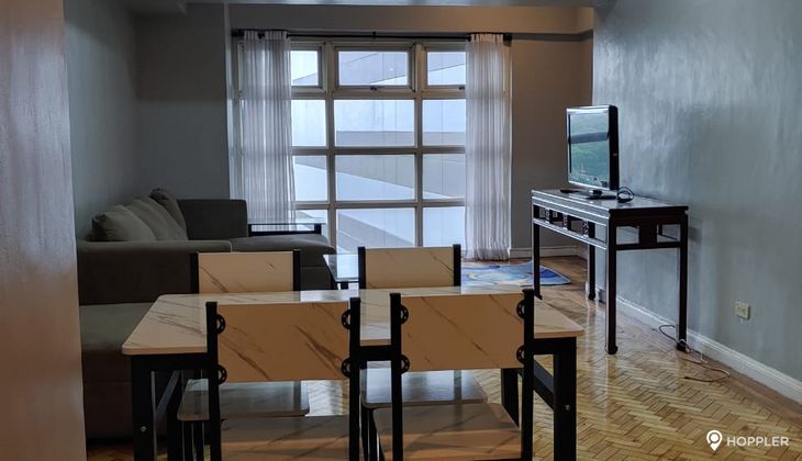 "2BR Condo for Rent in Two Lafayette Square, Salcedo Village, Makati"02