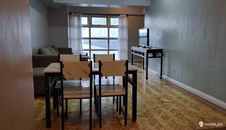 "2BR Condo for Rent in Two Lafayette Square, Salcedo Village, Makati"03