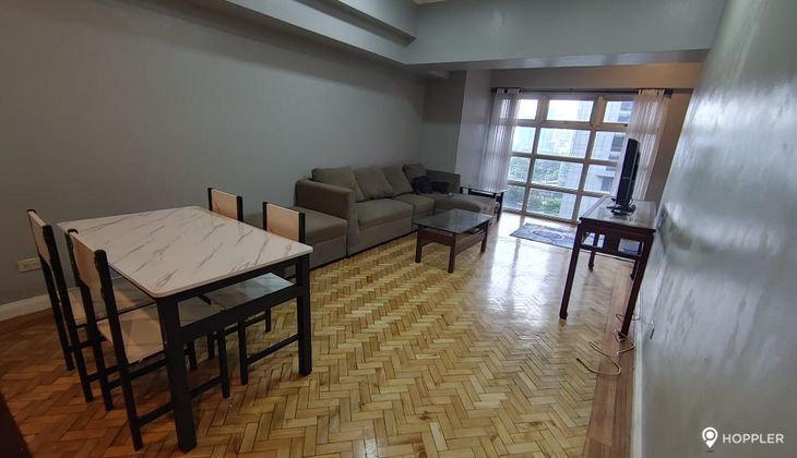 "2BR Condo for Rent in Two Lafayette Square, Salcedo Village, Makati"08