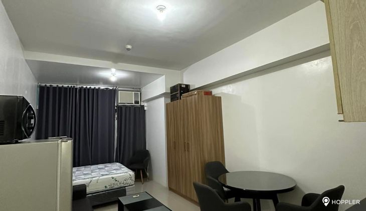 "Studio Condo for Rent in The Stratosphere, Salcedo Village, Makati"05